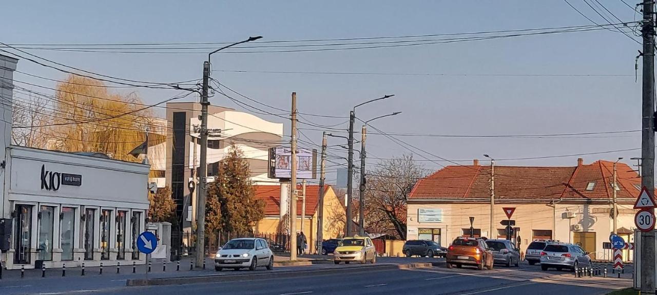 Flora Apartament Apartment Satu Mare Ngoại thất bức ảnh
